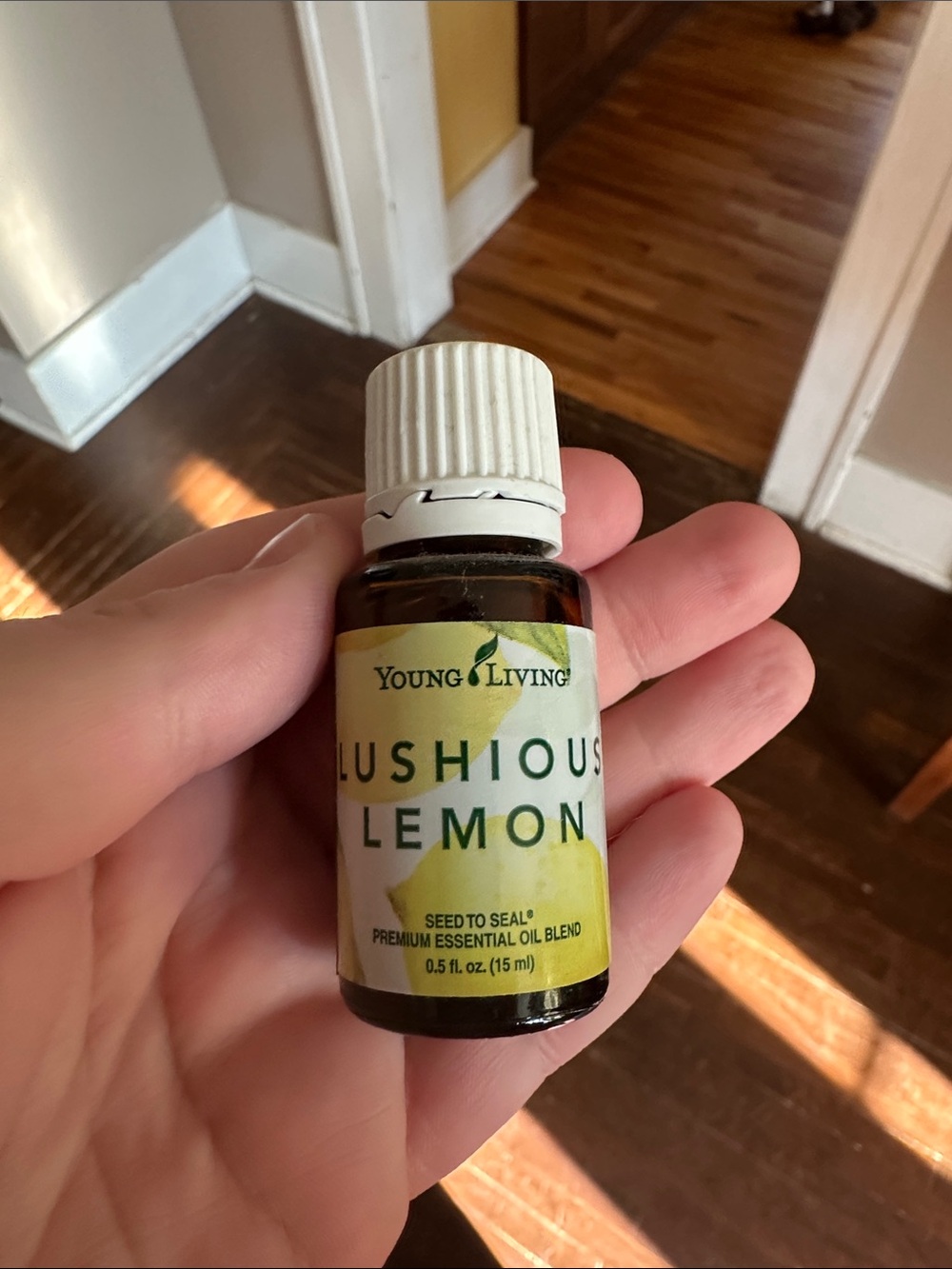 Young Living Lushious Lemon Essential Oil - Yellow & Green Label